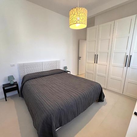 Moderno Bilocale A 90M Dal Mare Con Posto Auto - Residence Cinzia Rimini Extérieur photo